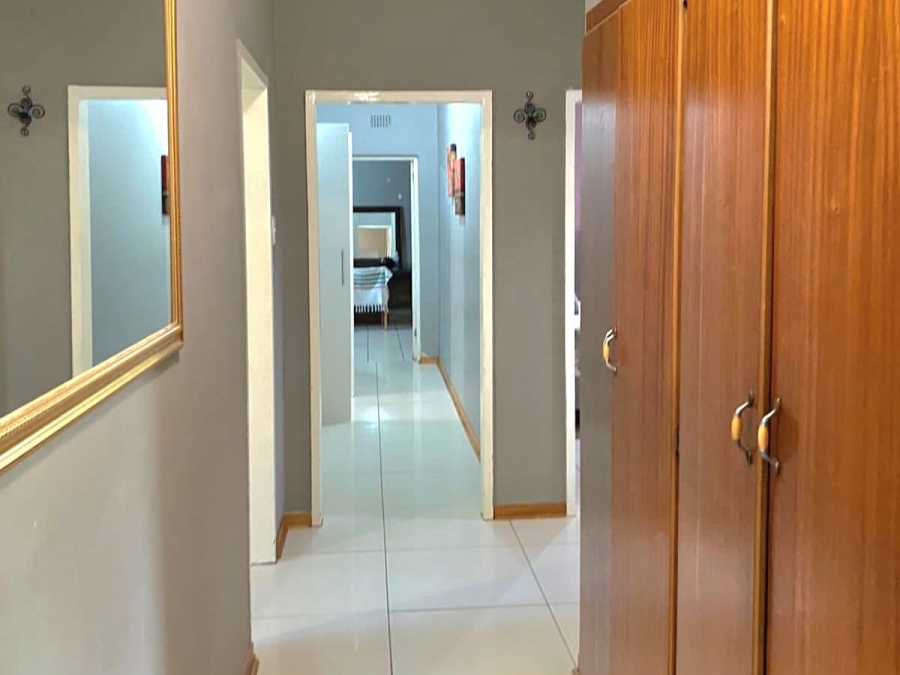 4 Bedroom Property for Sale in Gardeniapark Free State